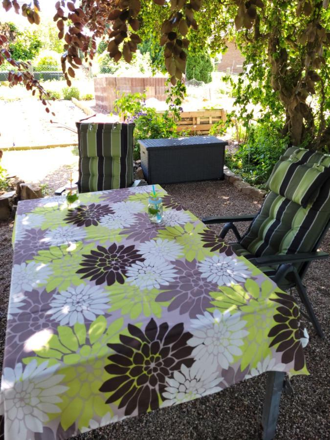 Wintergarten Am Thingplatz Homestay *